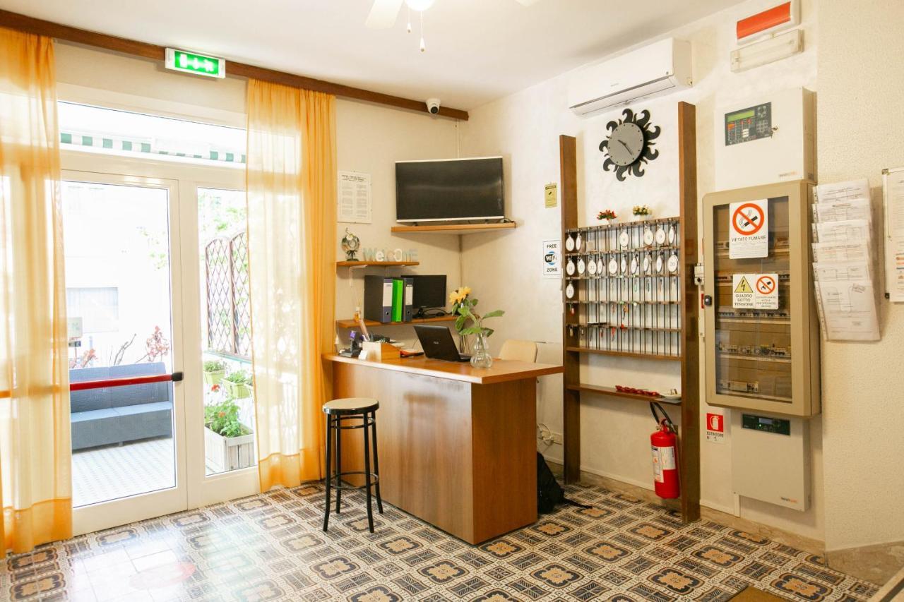 Hotel Mara Rimini Exterior photo
