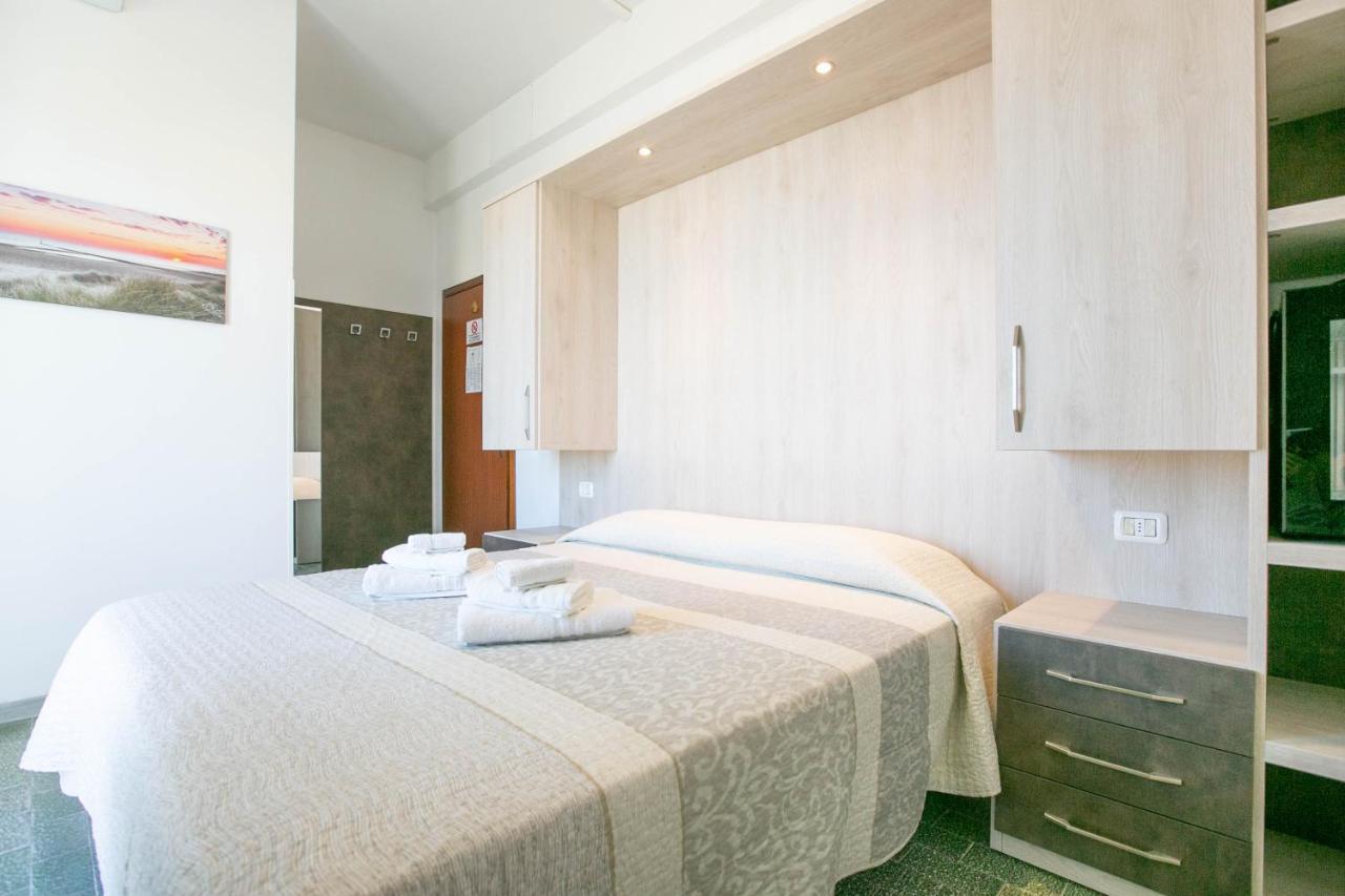 Hotel Mara Rimini Exterior photo
