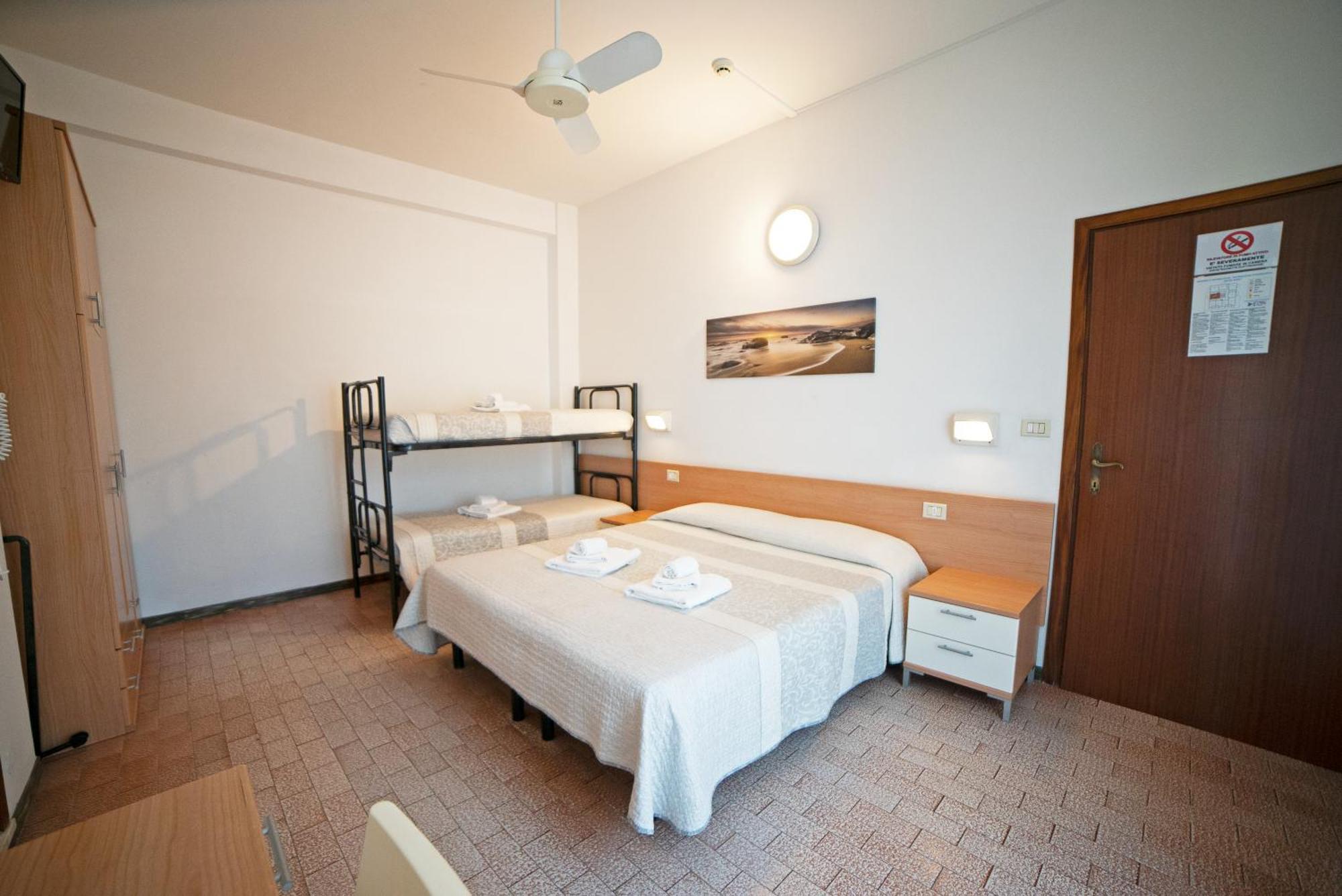 Hotel Mara Rimini Exterior photo